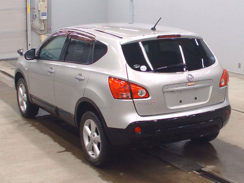 NISSAN DUALIS
