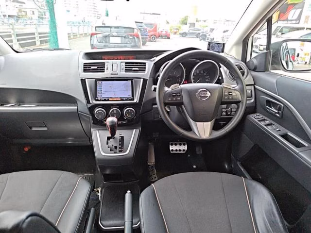 NISSAN LAFESTA