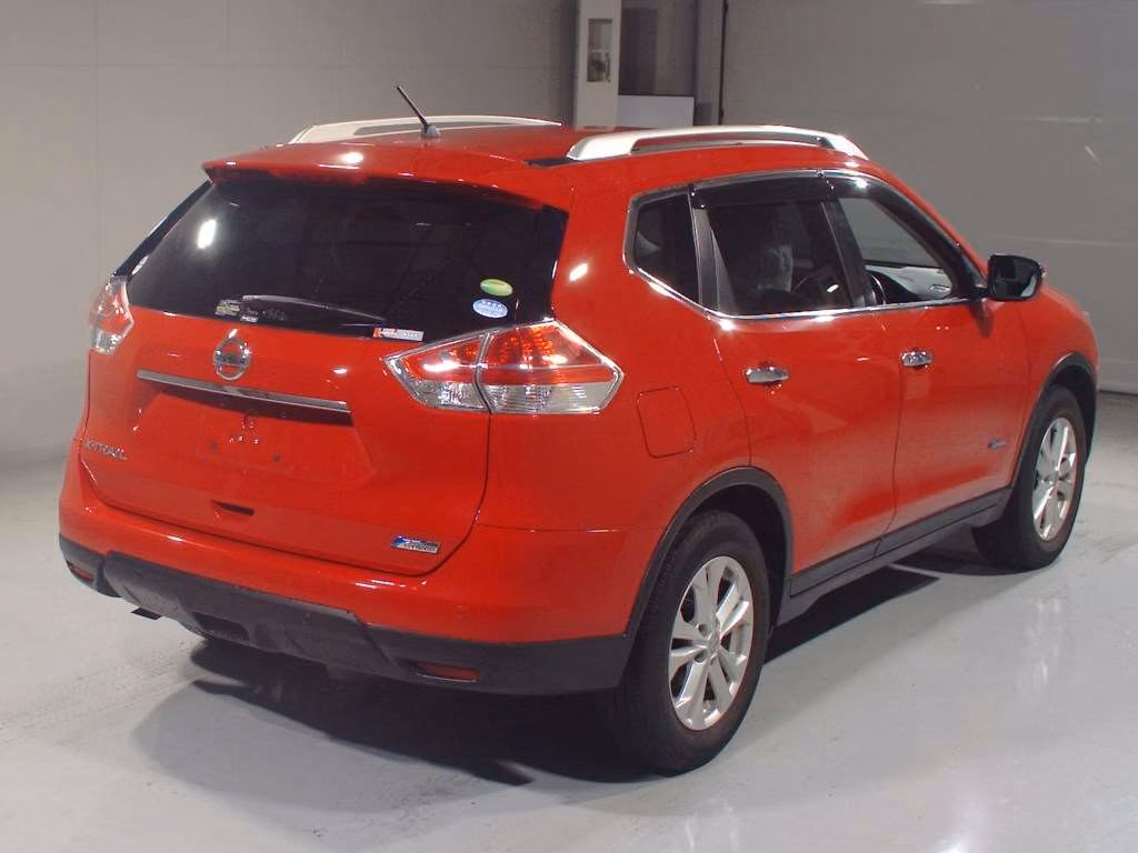 NISSAN X-TRAIL