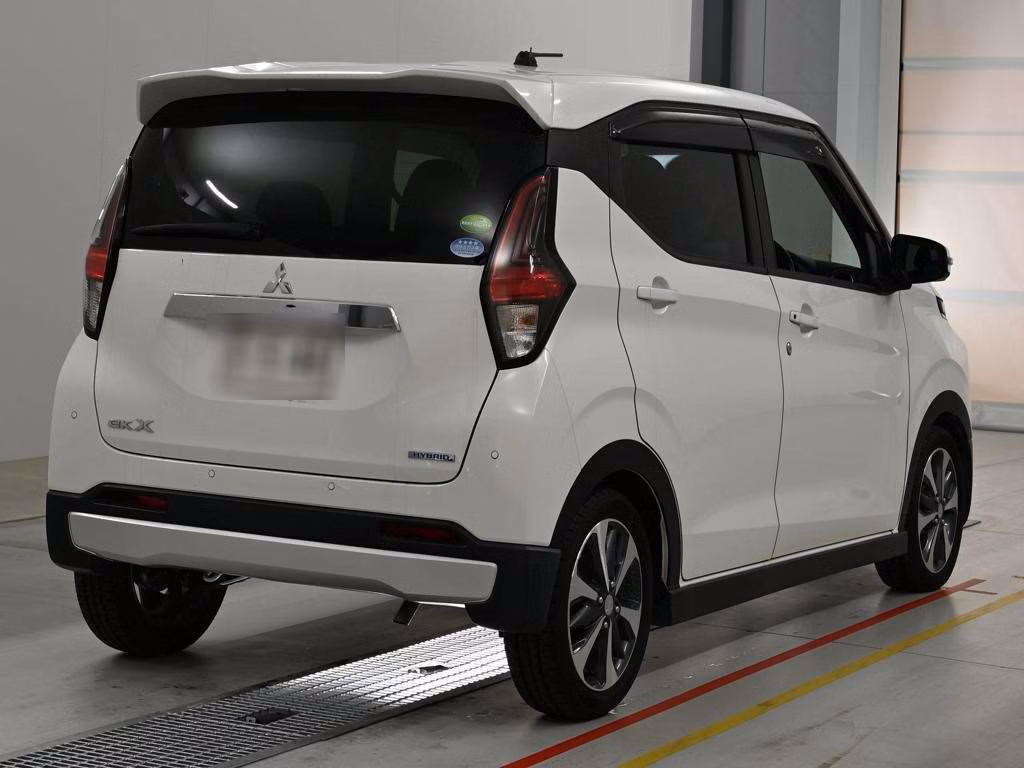 MITSUBISHI EK X