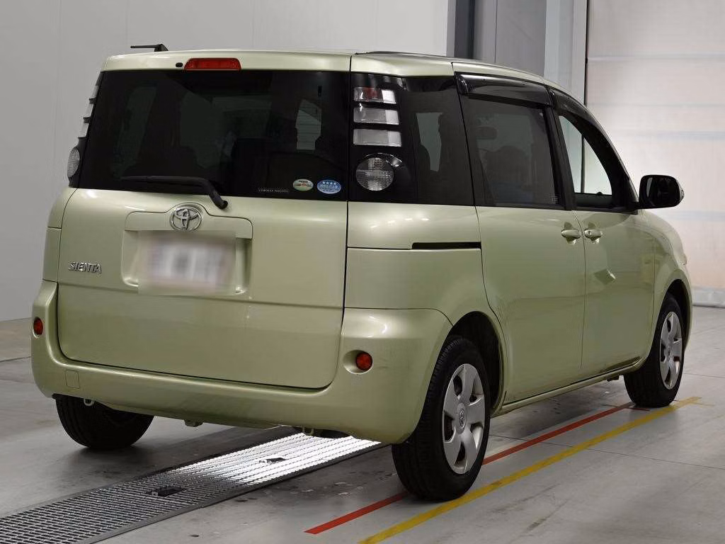 TOYOTA SIENTA