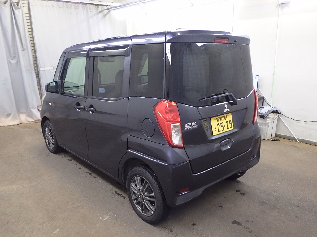 MITSUBISHI EK SPACE