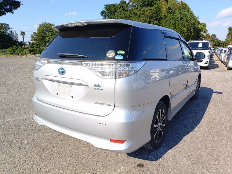 TOYOTA ESTIMA