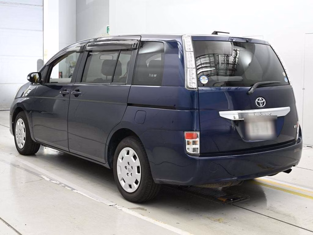 TOYOTA ISIS