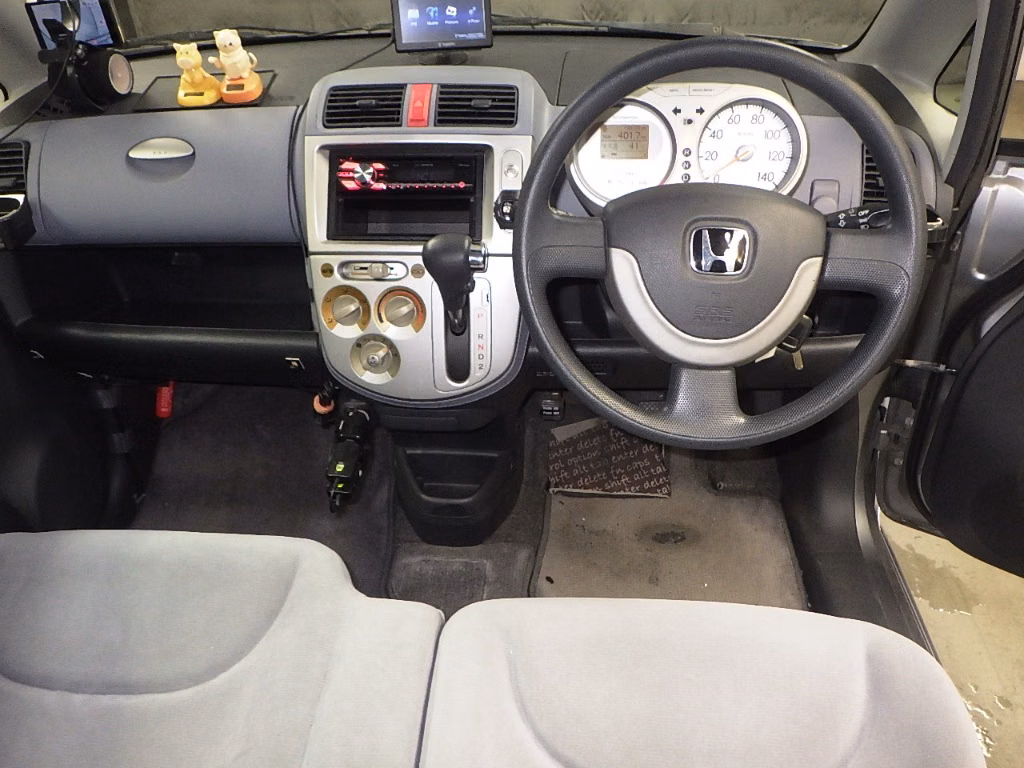 HONDA LIFE