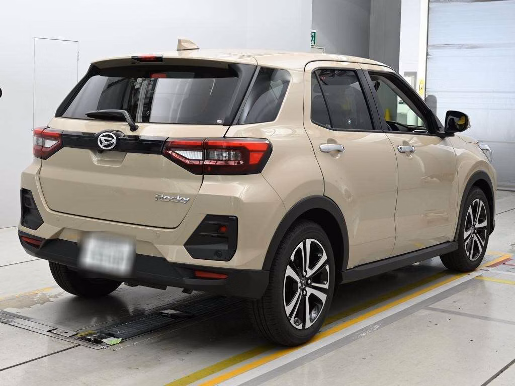 DAIHATSU ROCKY