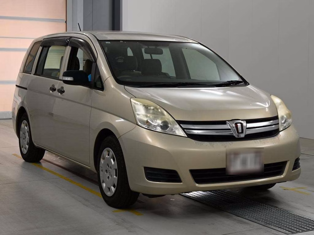 TOYOTA ISIS