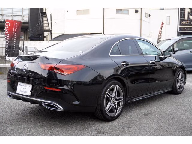MERCEDES-BENZ CLA-CLASS