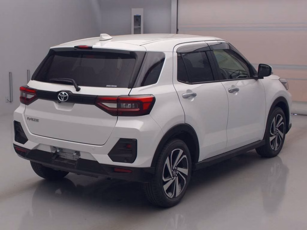 TOYOTA RAIZE
