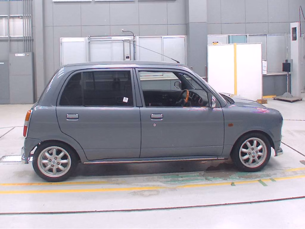 DAIHATSU MIRA GINO