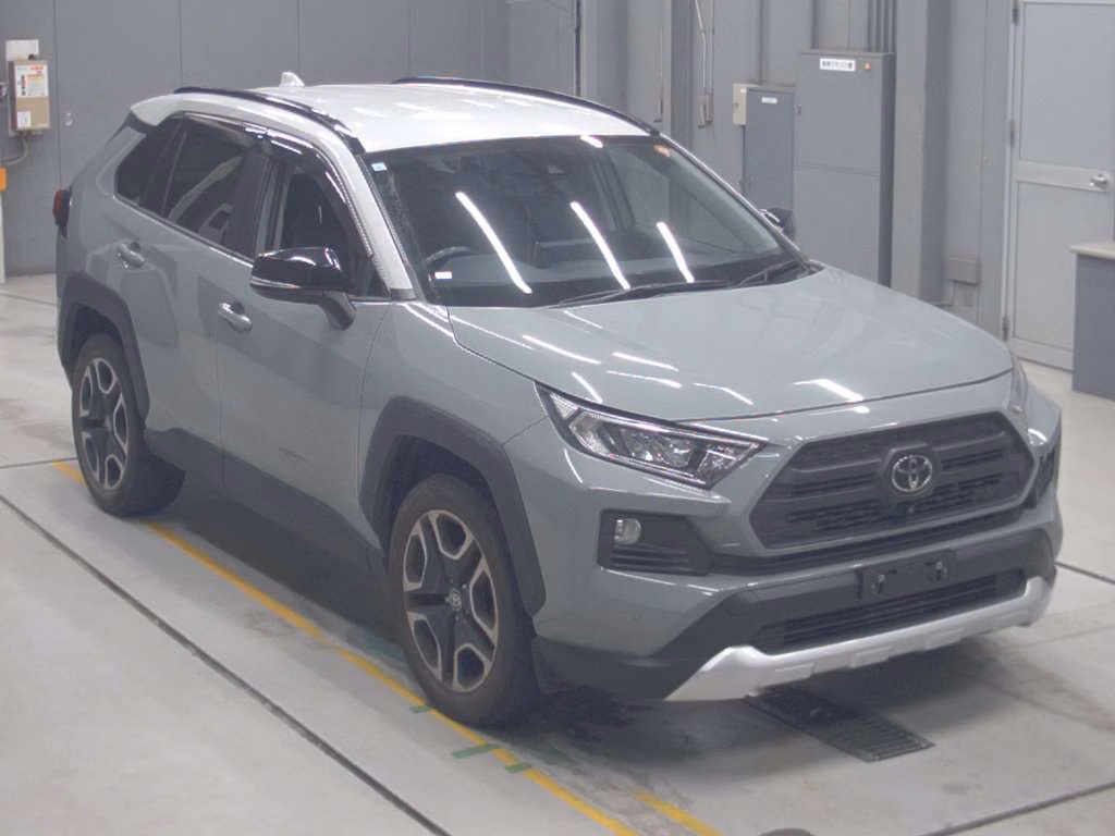 TOYOTA RAV4