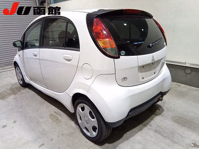 MITSUBISHI I