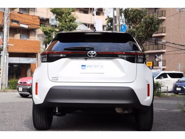 TOYOTA YARIS CROSS