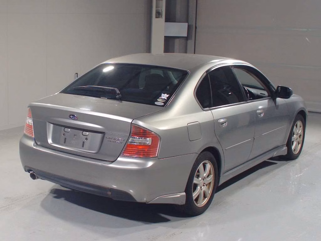 SUBARU LEGACY B4