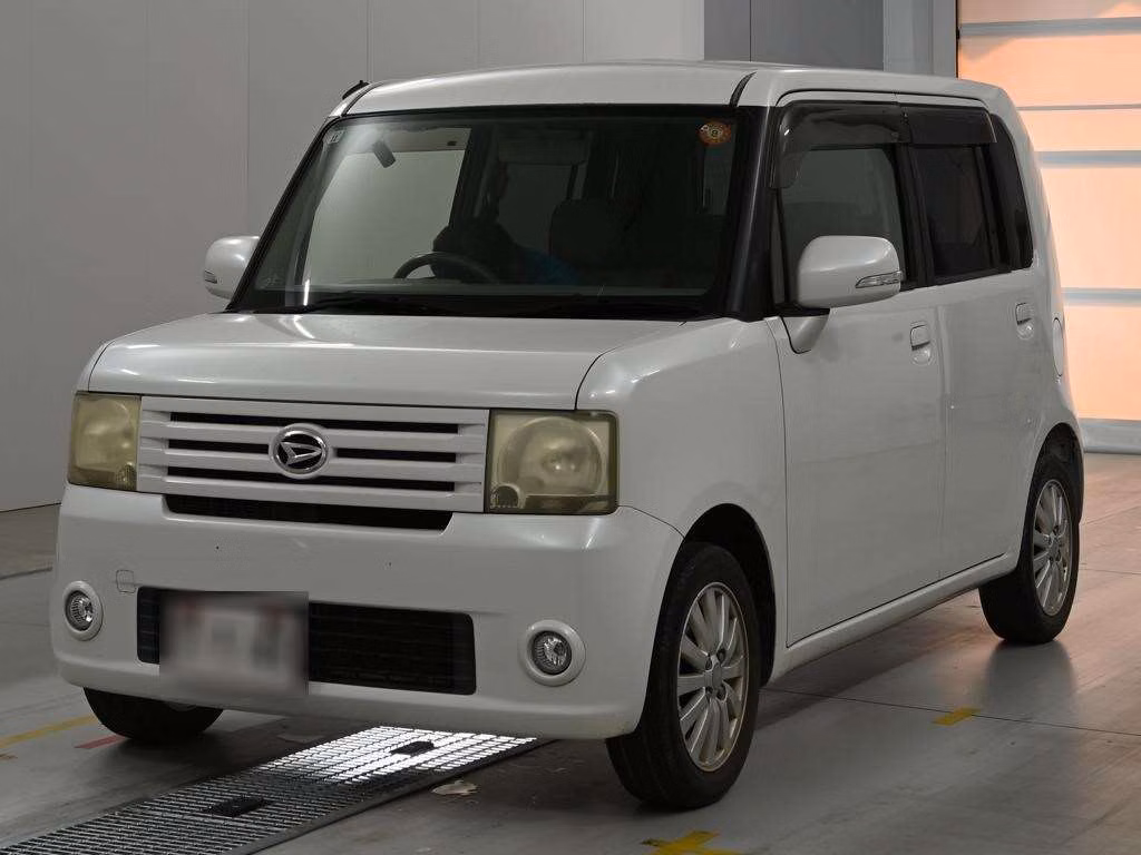 DAIHATSU MOVE CONTE