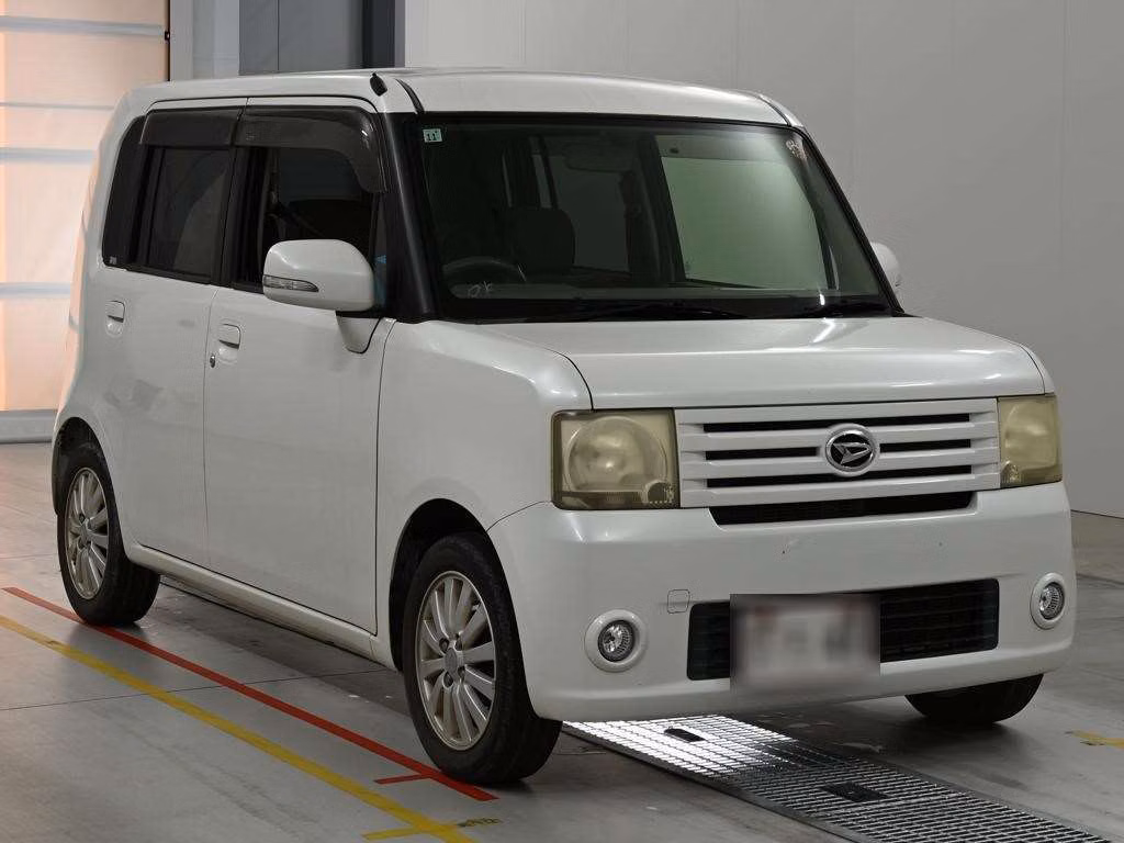 DAIHATSU MOVE CONTE