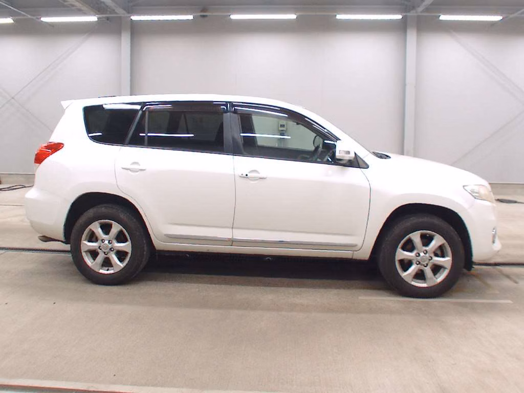 TOYOTA VANGUARD
