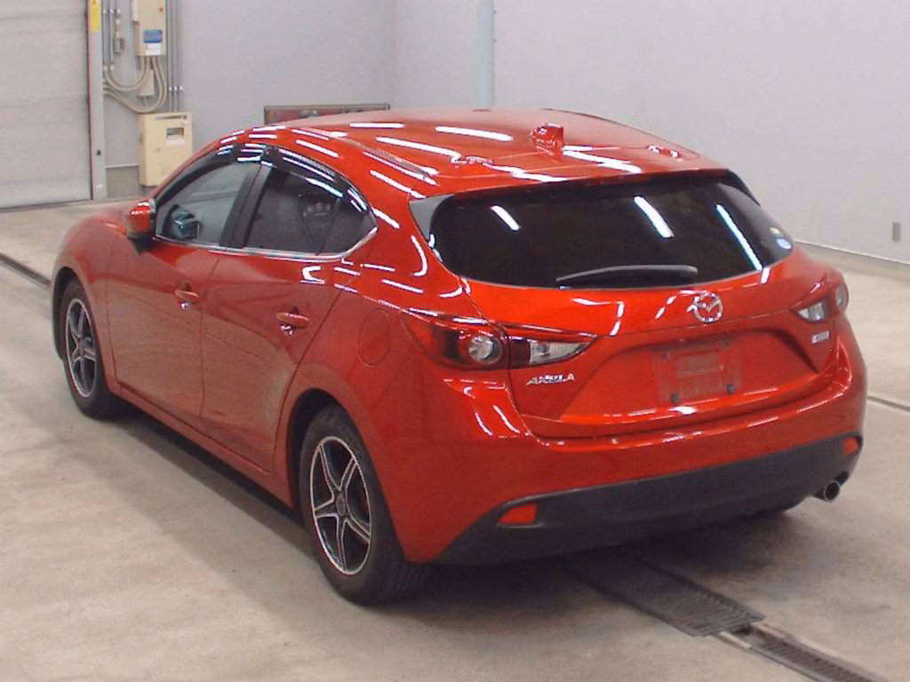 MAZDA AXELA