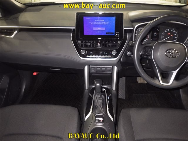 TOYOTA COROLLA CROSS