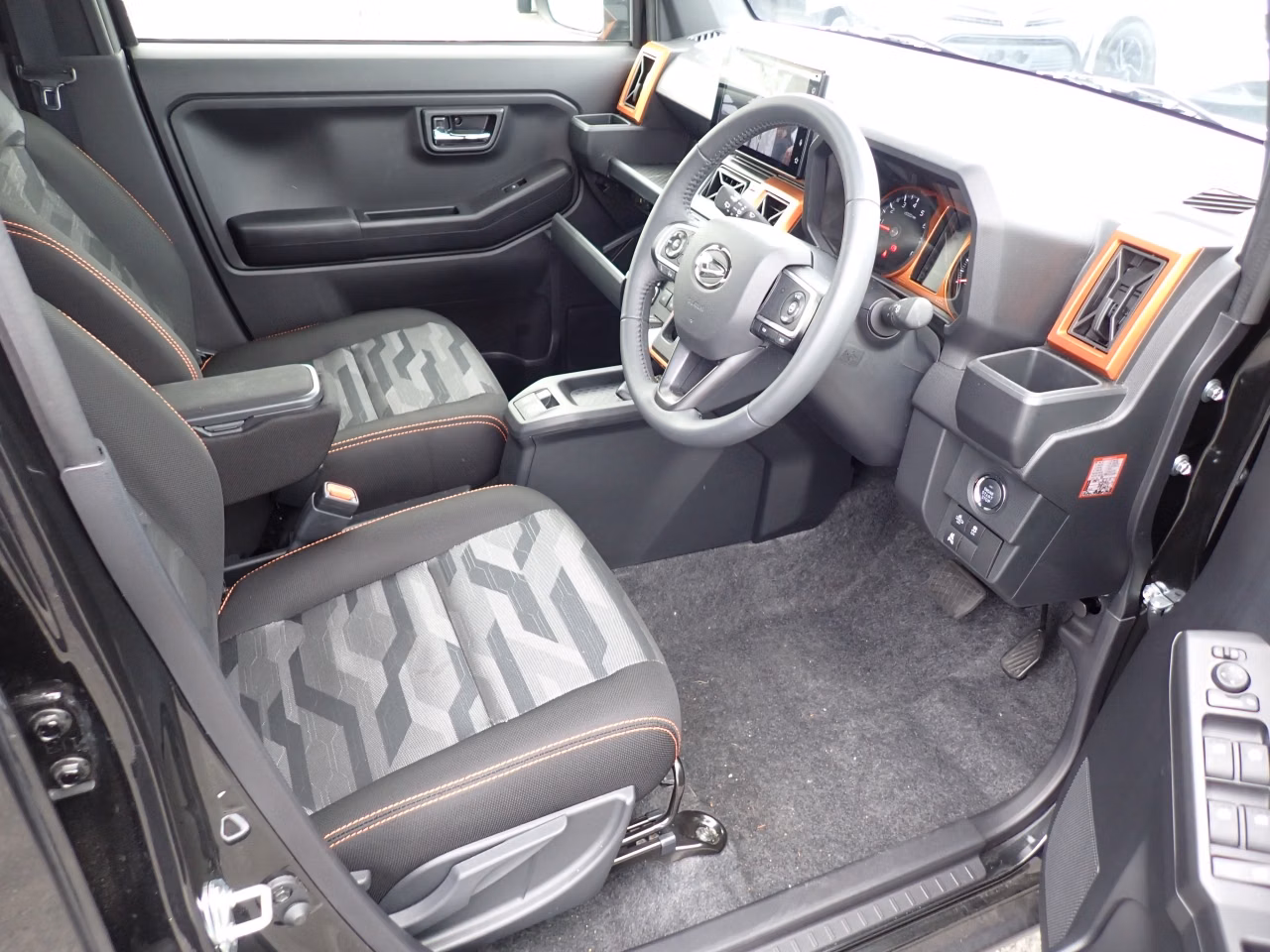 DAIHATSU TAFT