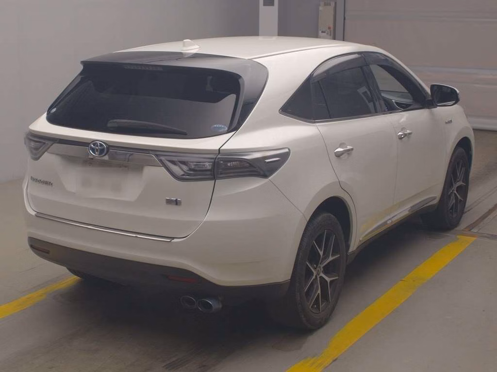 TOYOTA HARRIER
