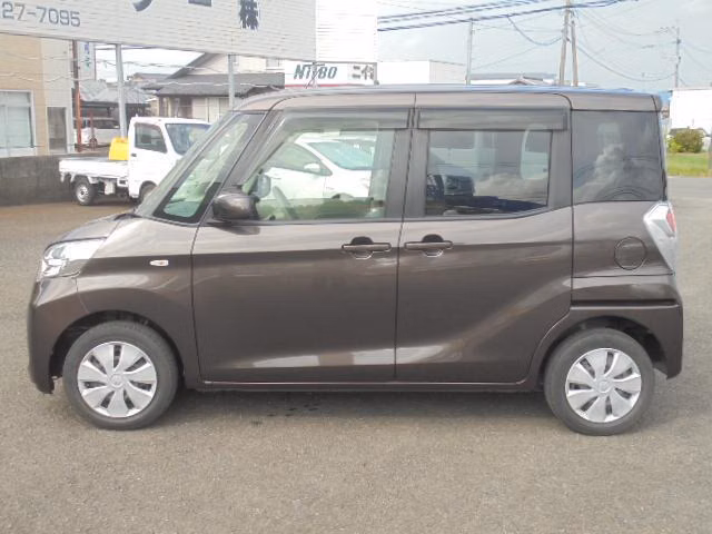 MITSUBISHI EK SPACE