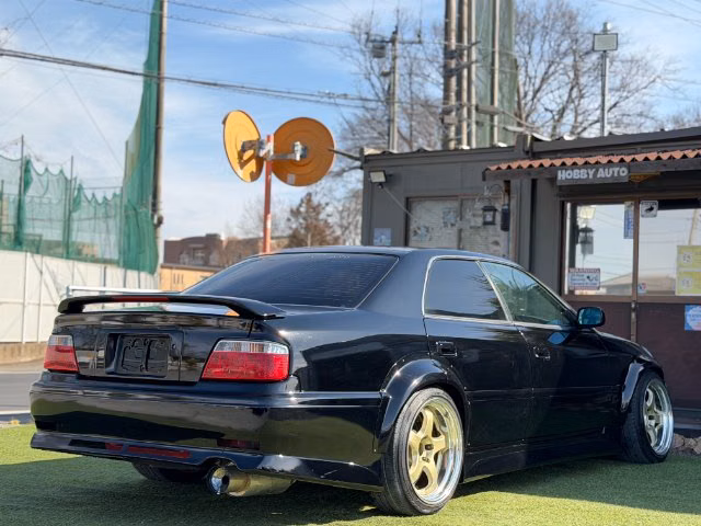 TOYOTA CHASER