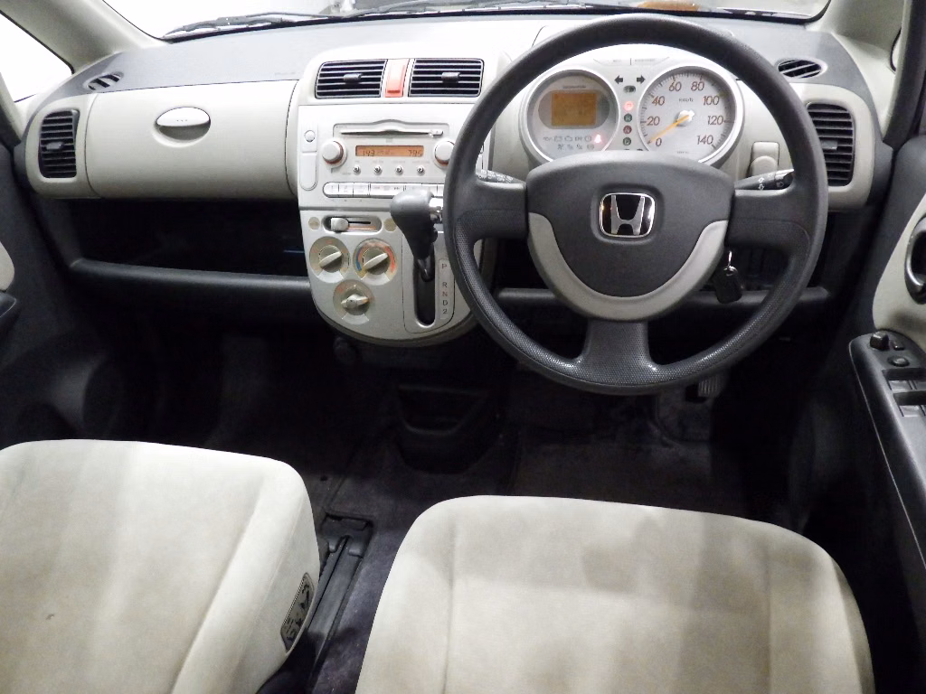 HONDA LIFE