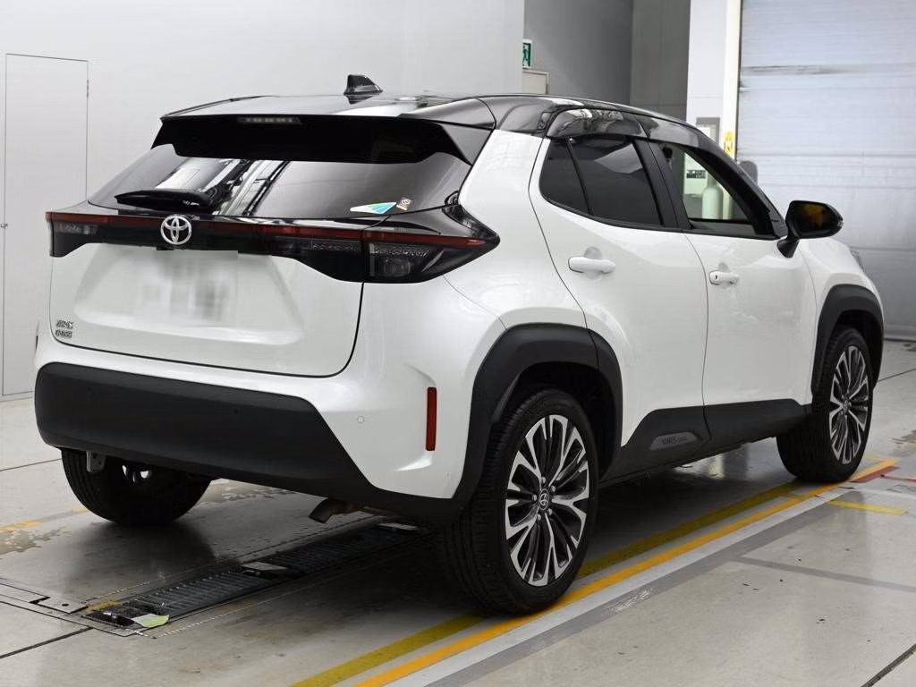 TOYOTA YARIS CROSS