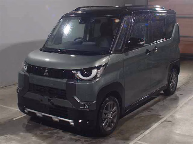 MITSUBISHI DELICA MINI