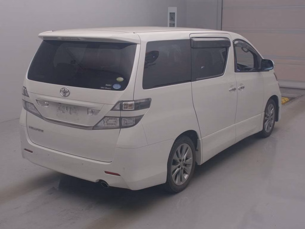 TOYOTA VELLFIRE
