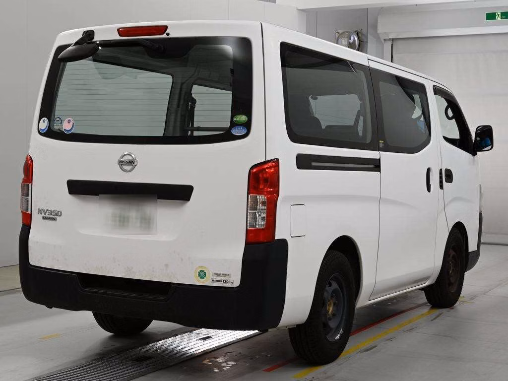 NISSAN NV350 CARAVAN