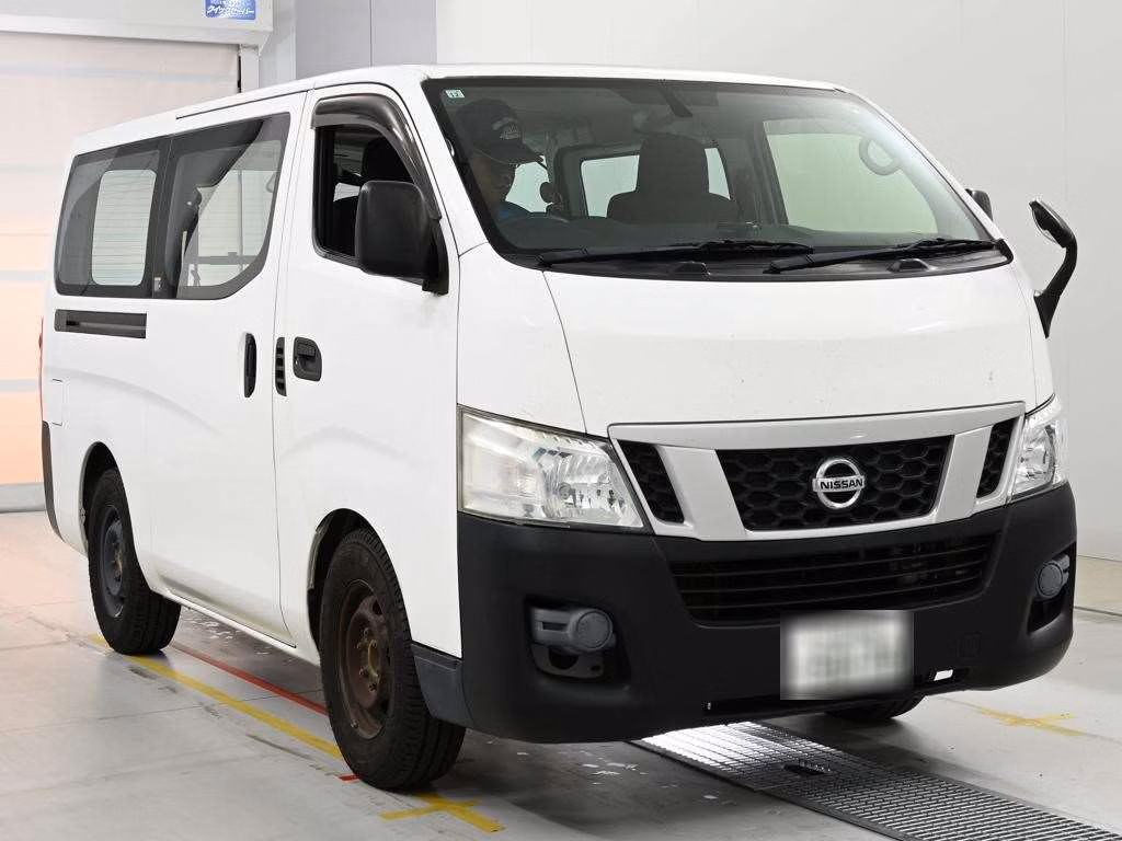 NISSAN NV350 CARAVAN