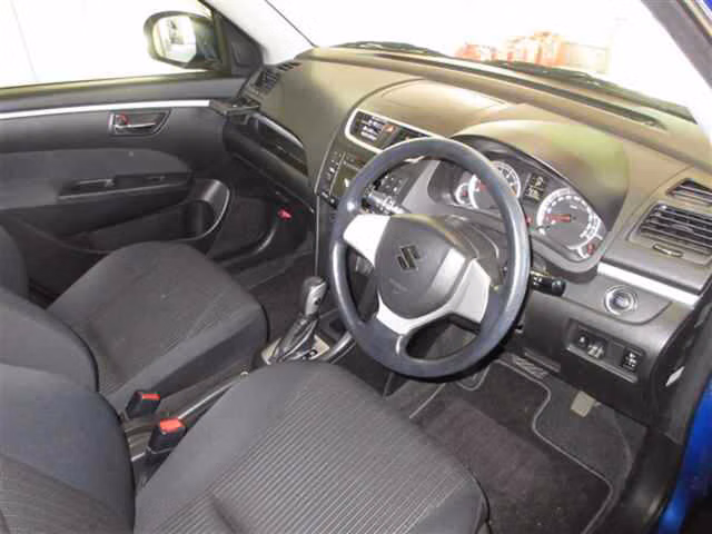 SUZUKI SWIFT