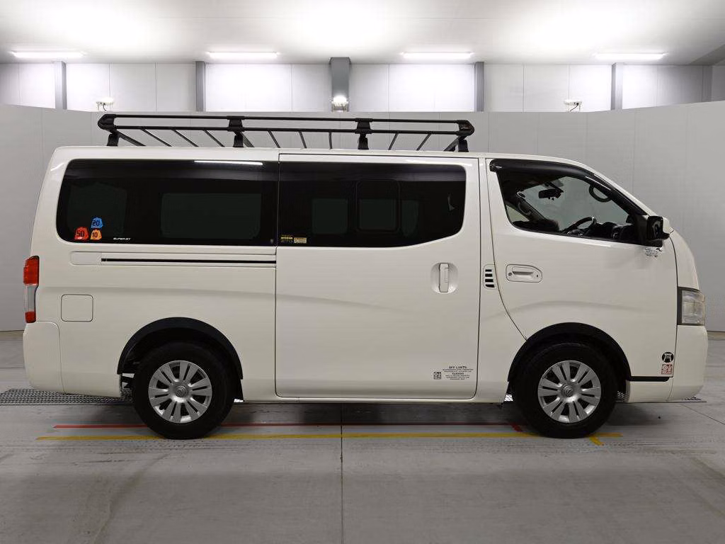 NISSAN NV350 CARAVAN