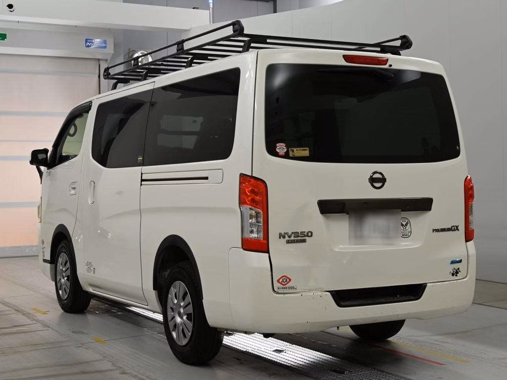 NISSAN NV350 CARAVAN