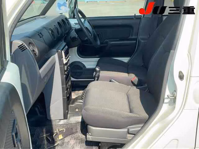 DAIHATSU NAKED