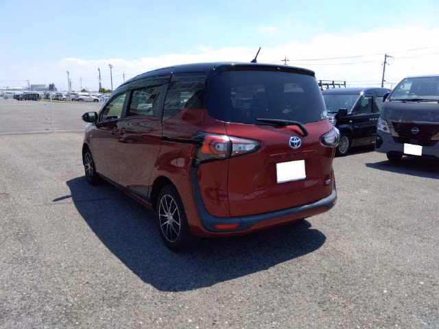 TOYOTA SIENTA