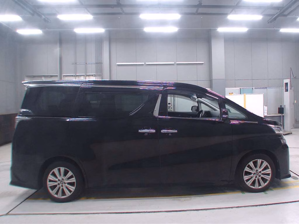 TOYOTA VELLFIRE