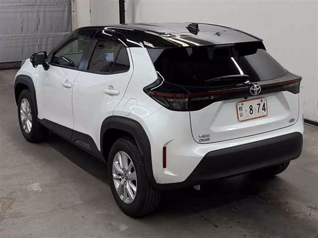 TOYOTA YARIS CROSS