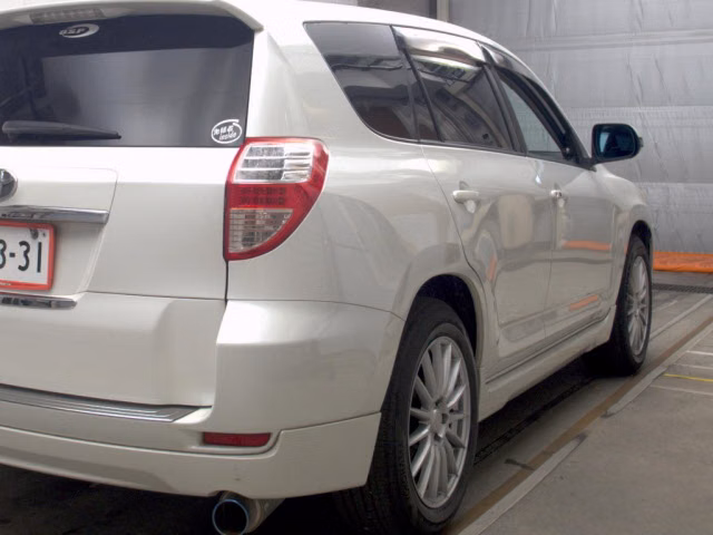 TOYOTA VANGUARD