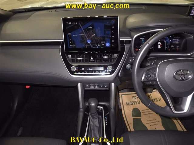 TOYOTA COROLLA CROSS