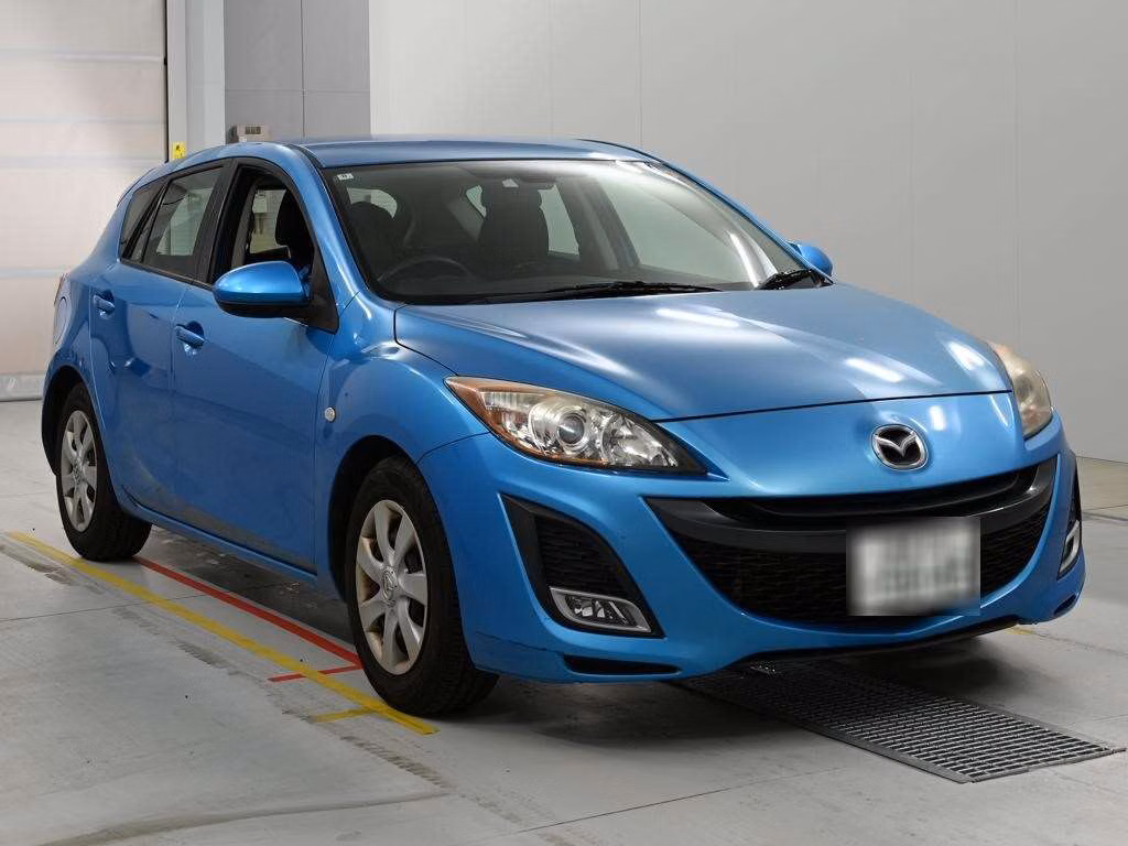 MAZDA AXELA