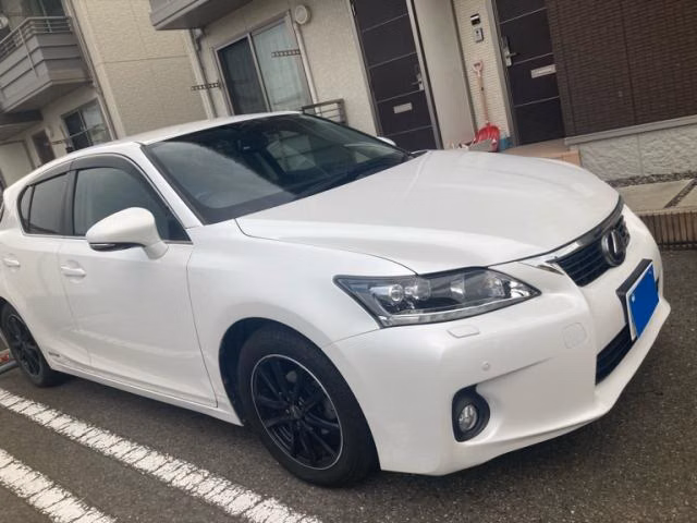 LEXUS CT200H