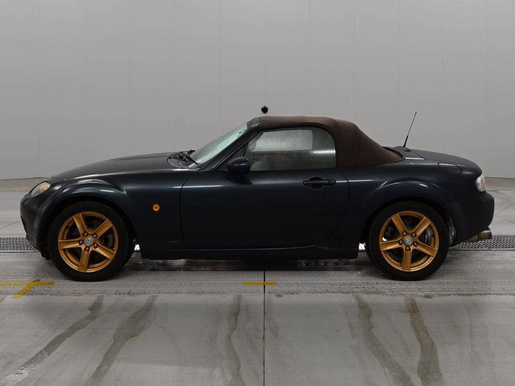 MAZDA ROADSTER