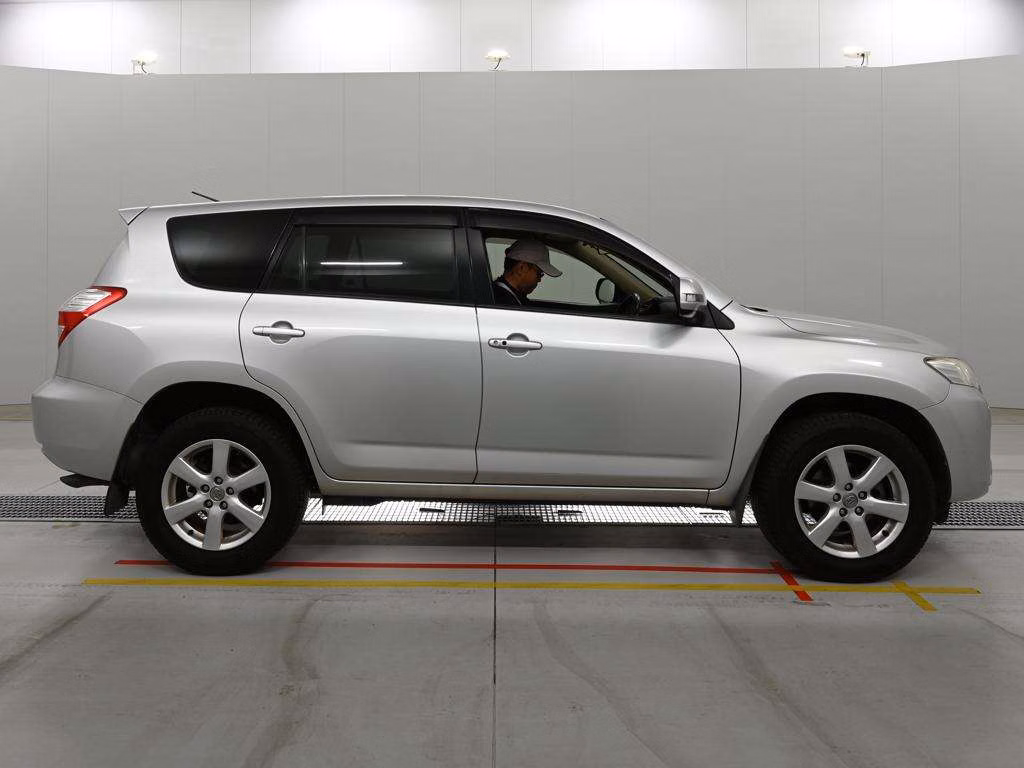 TOYOTA VANGUARD