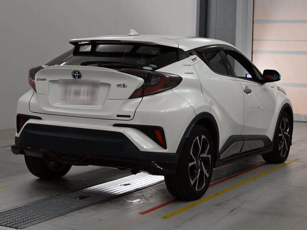 TOYOTA C-HR