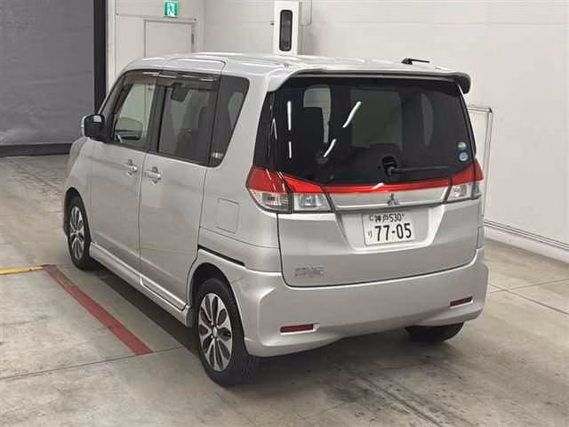 MITSUBISHI DELICA D:2