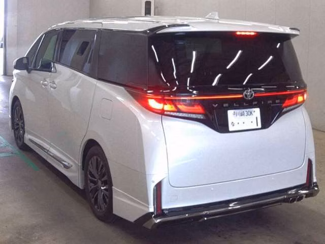 TOYOTA VELLFIRE