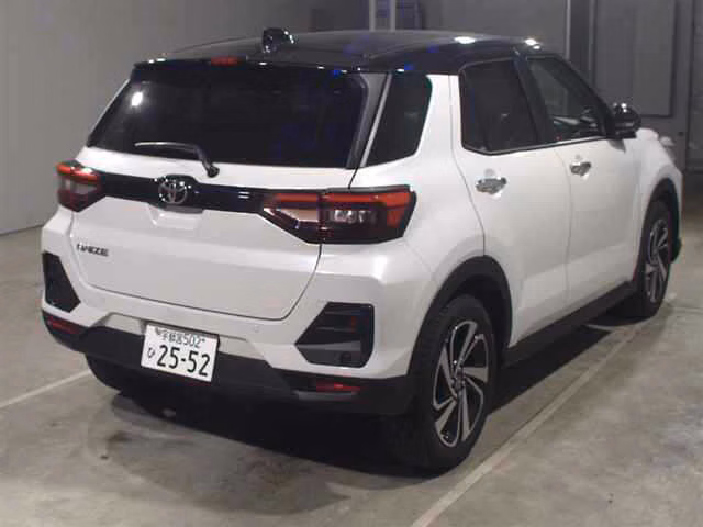 TOYOTA RAIZE
